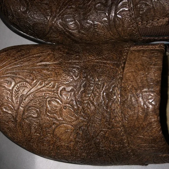 Kim Rodgers Embossed Brown Loafers Size 6 - Picture 3 of 9